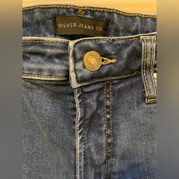 Silver high rise infinite fit jeans 👖 - Picture 3 of 7